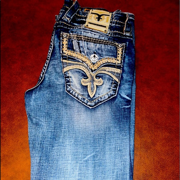 Men’s Rock Revival jeans. Excellent condition